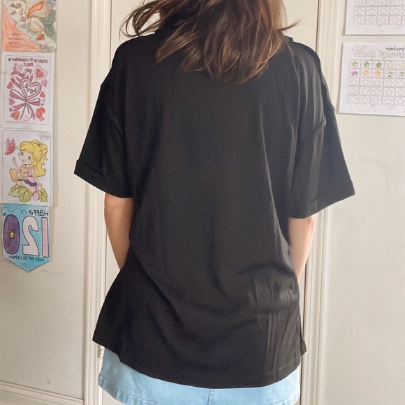 021 Black V neck Pocket Raw Detail Short Sleeve Oversized Tee - Picture 9 of 17